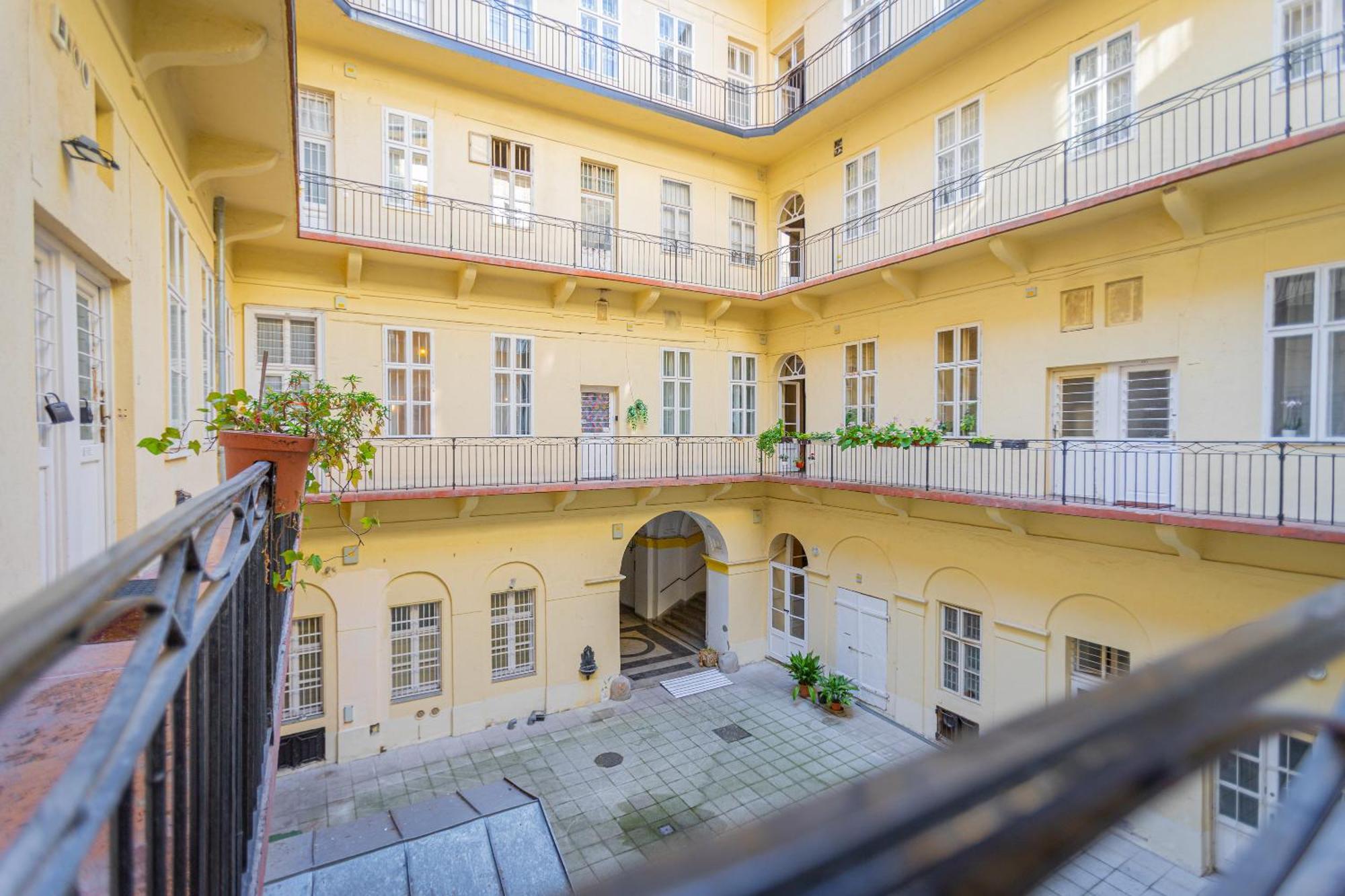 Dorotea - Cosy Home In The Heart Of Βουδαπέστη Εξωτερικό φωτογραφία